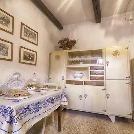 Casa Masini Bed & Breakfast 3*