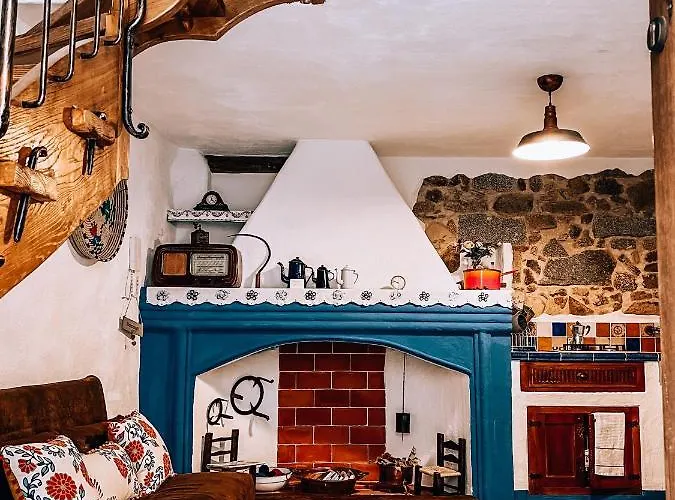 Casa Masini Authentic Barbagia Boutique 住宿加早餐酒店 3*